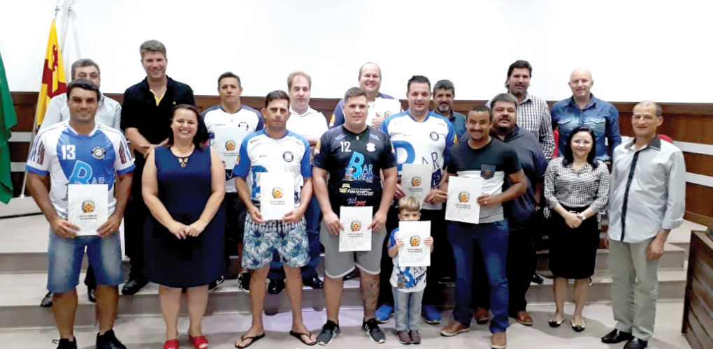 Bar do Véio Futsal: time é homenageado pela conquista da Copa Paulista