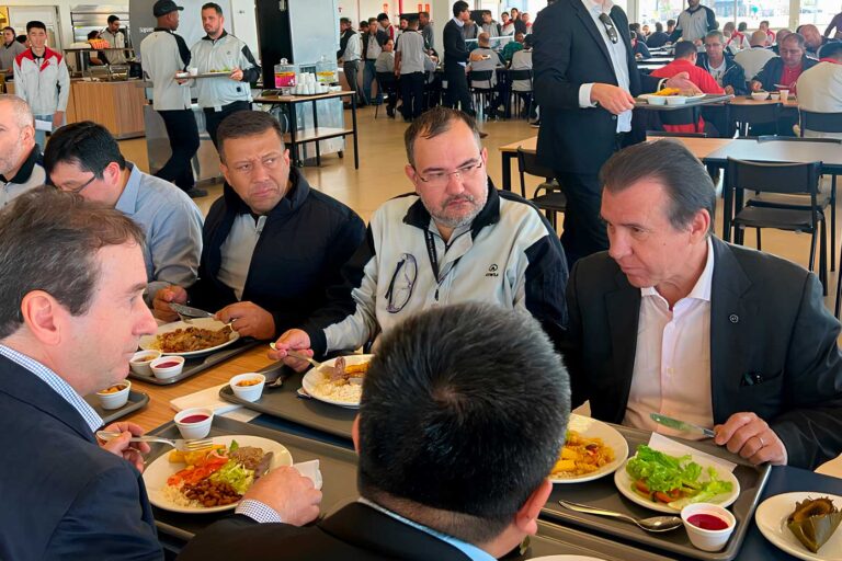 Ministro do Trabalho visita fábrica da GWM em Iracemápolis