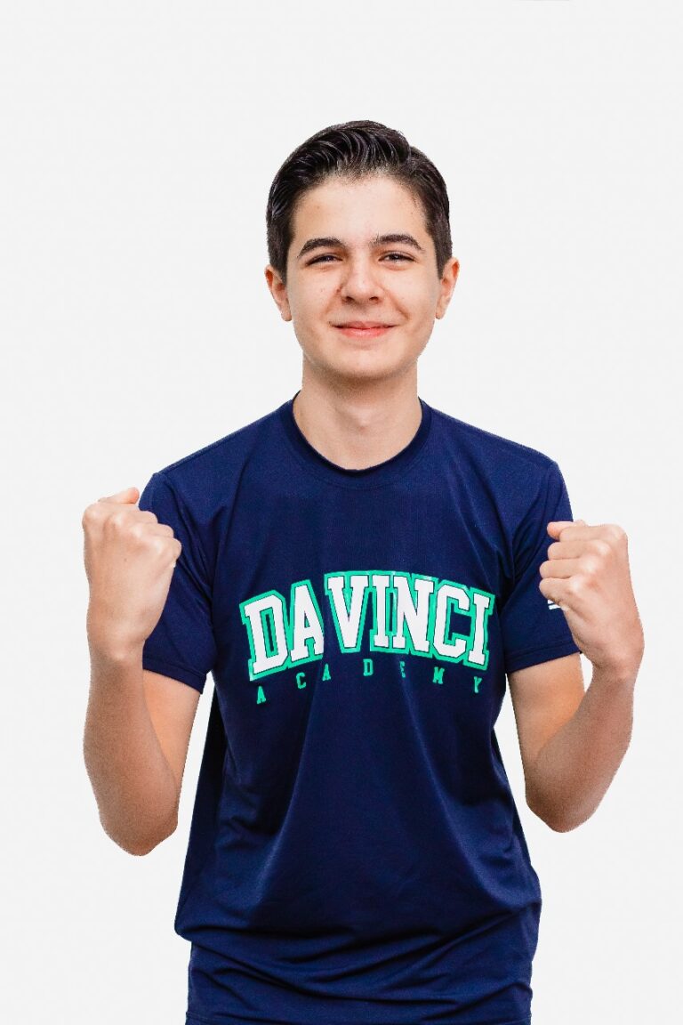 Aluno do Colégio Da Vinci de Limeira conquista medalha de ouro na OBI 2025