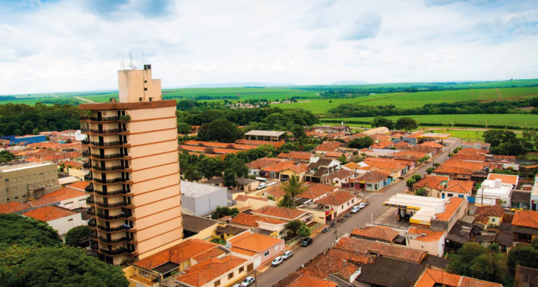 Vereador João Cleber viabiliza mais de R$ 1,4 milhão em recursos para Iracemápolis